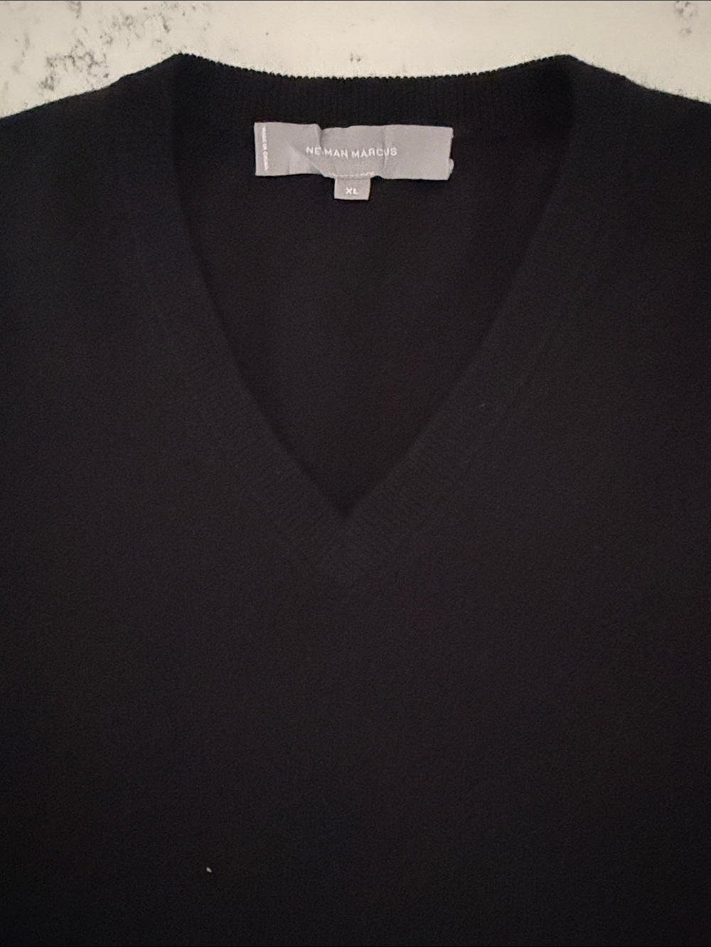 Neiman Marcus Men's 100%?Cashmere Black V-Neck Pullover Sweater